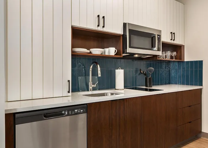 Staybridge Suites Atlanta Airport College Park